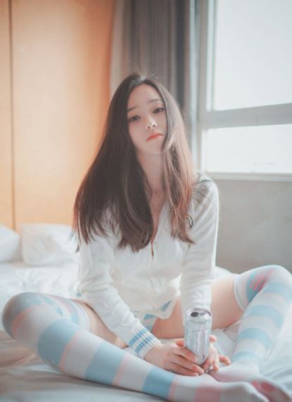 美丽小蜜桃6_国产剧高清免费观看